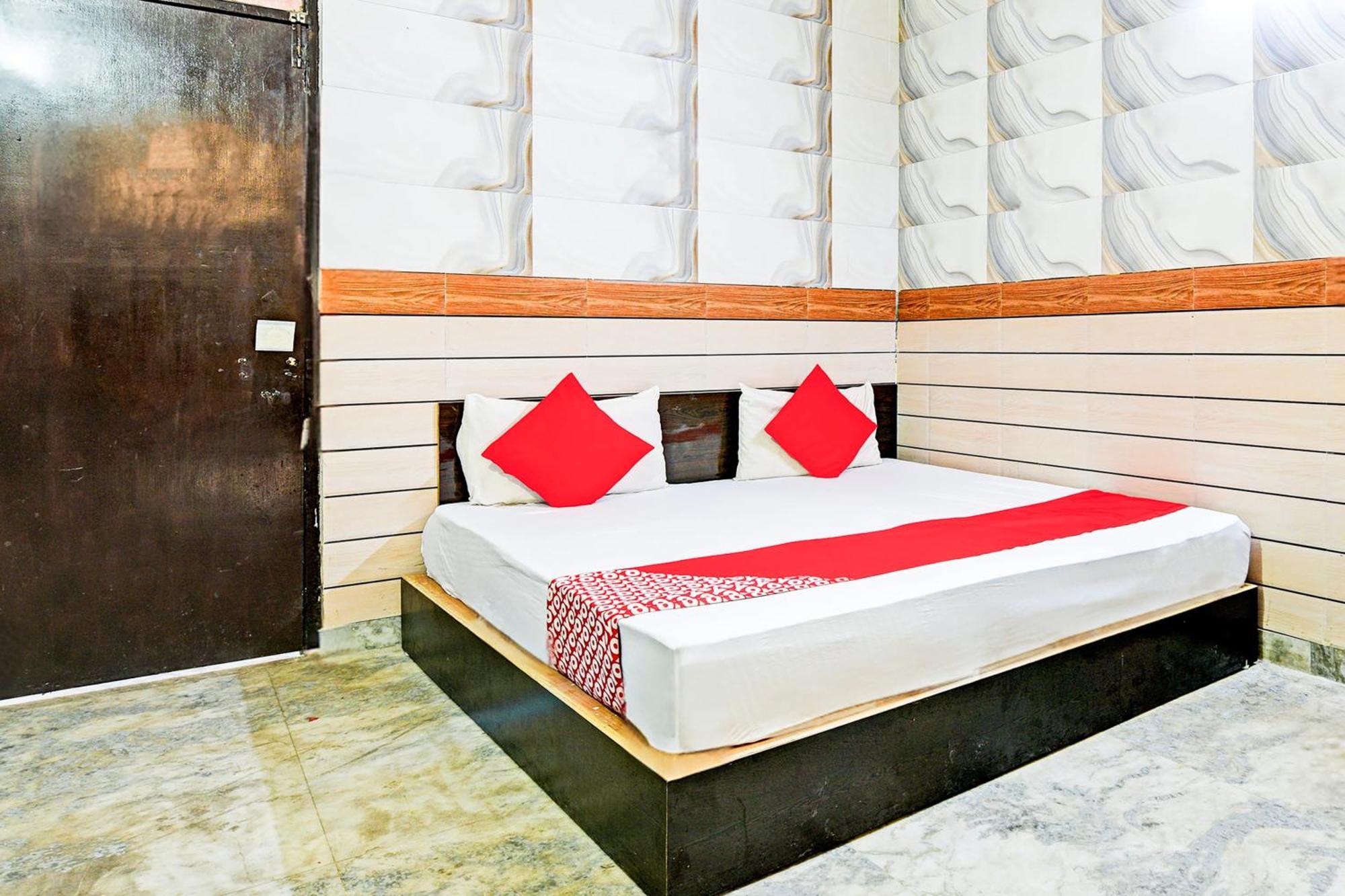 Hotel O Granville Нью-Дели Экстерьер фото