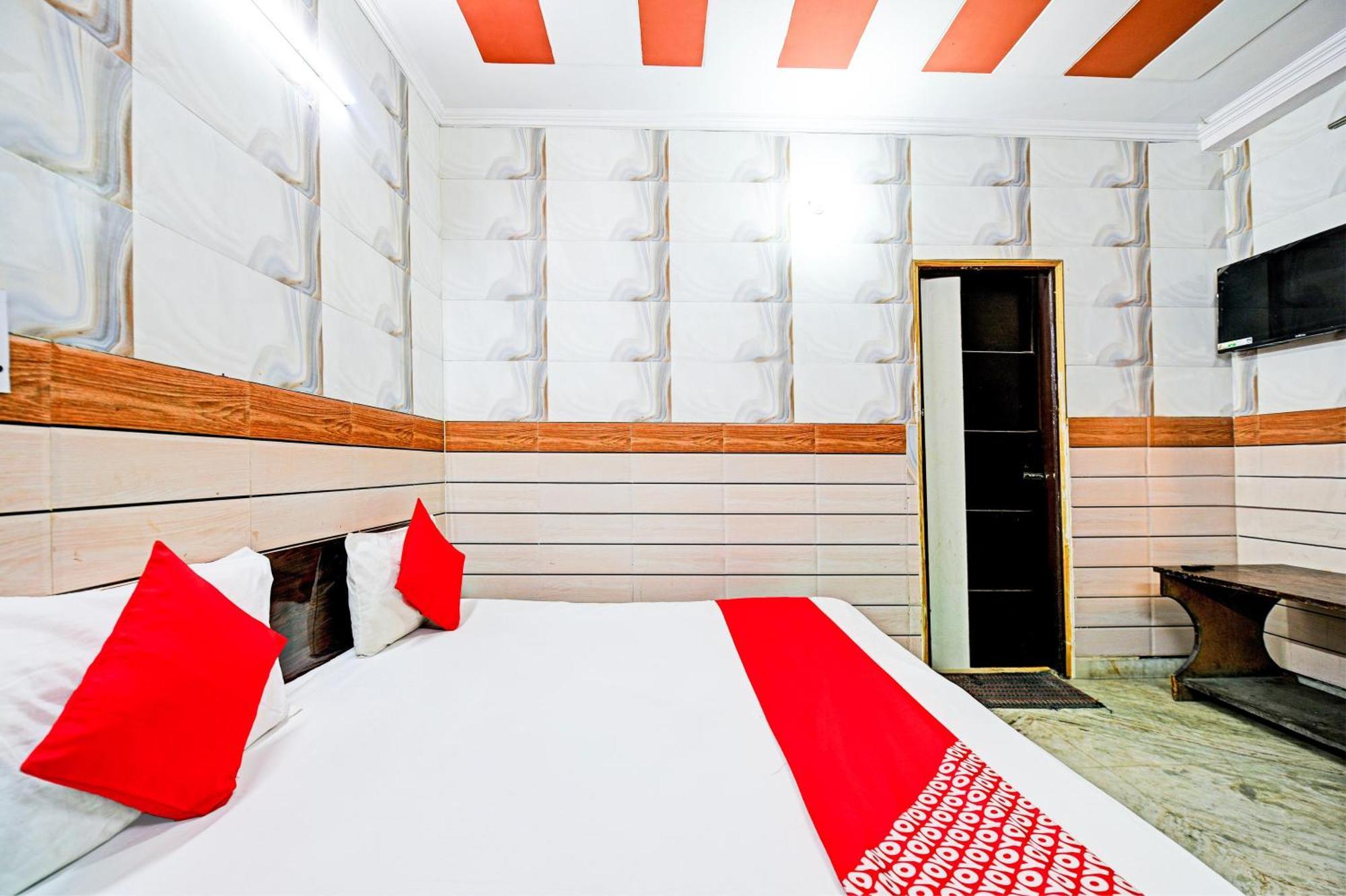 Hotel O Granville Нью-Дели Экстерьер фото